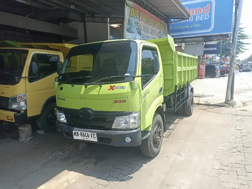 Hino Dutro 136HD Dump tahun 2023