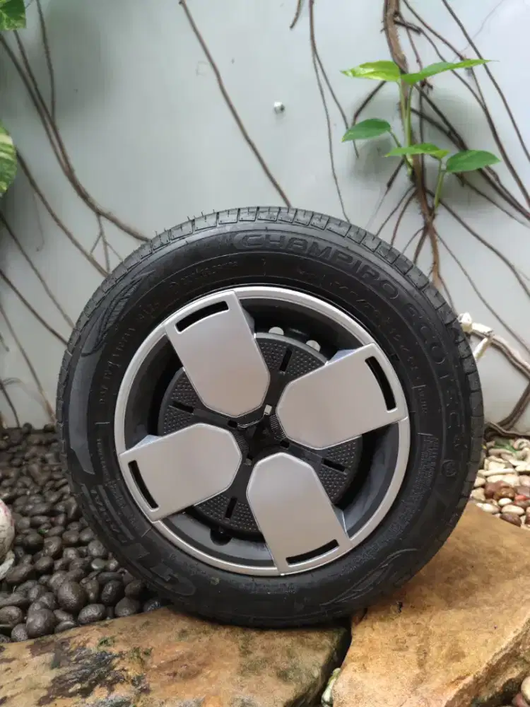 Velg dan ban Wuling Air Ev BARU