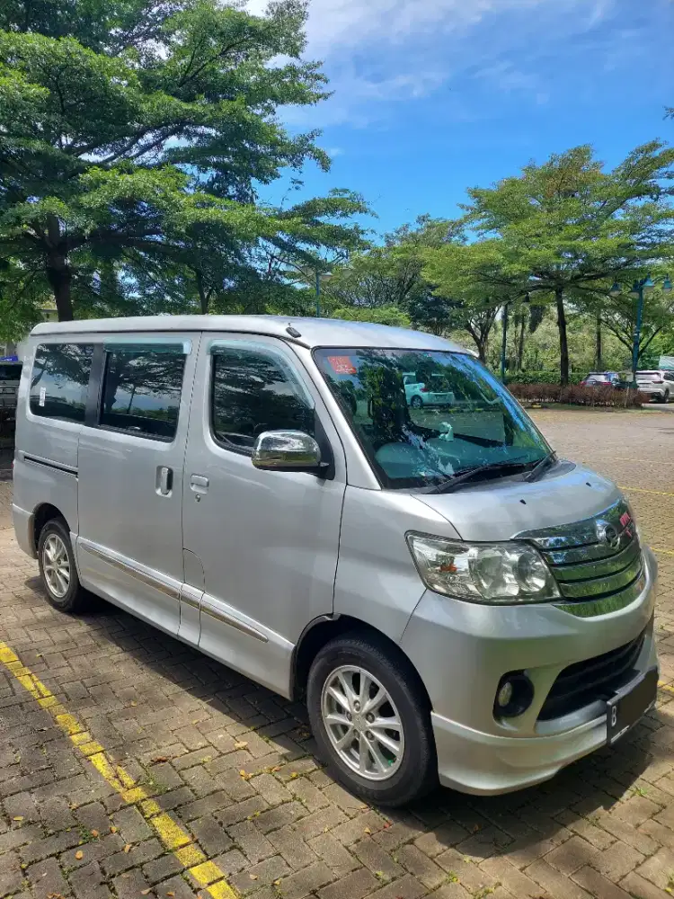 Jual Mobil Daihatsu Luxio X 1.5 Automatic 2017