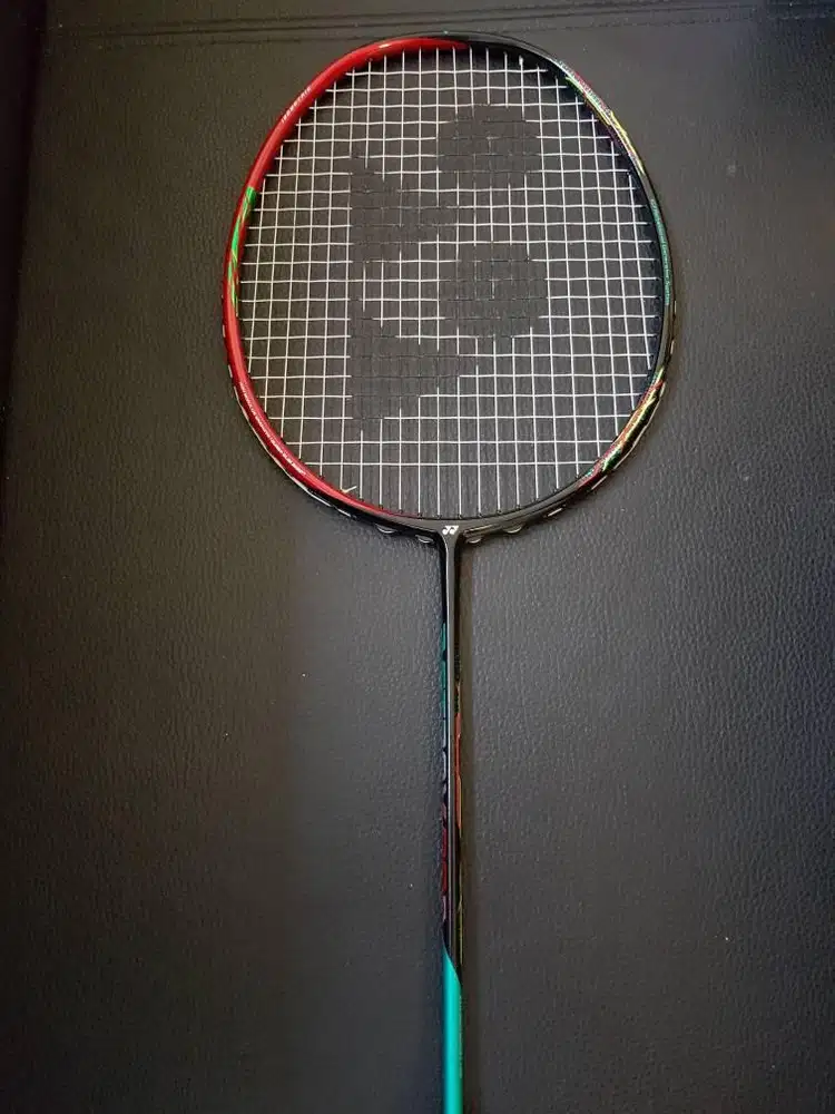 Astrox 88D Dominate (Gideon)