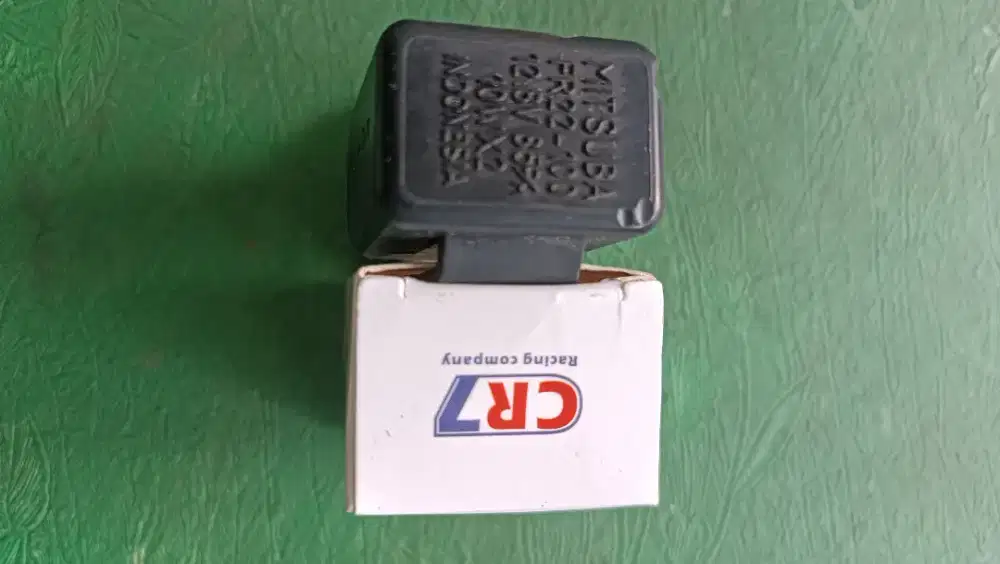 Saklar Supra x 125 karbu