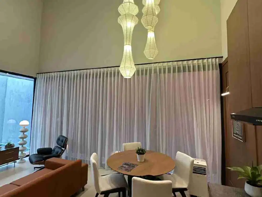 Rumah Cantik Full Furnished + Kolam Renang Pribadi di KBP, Desain Vintage Eksklusif!