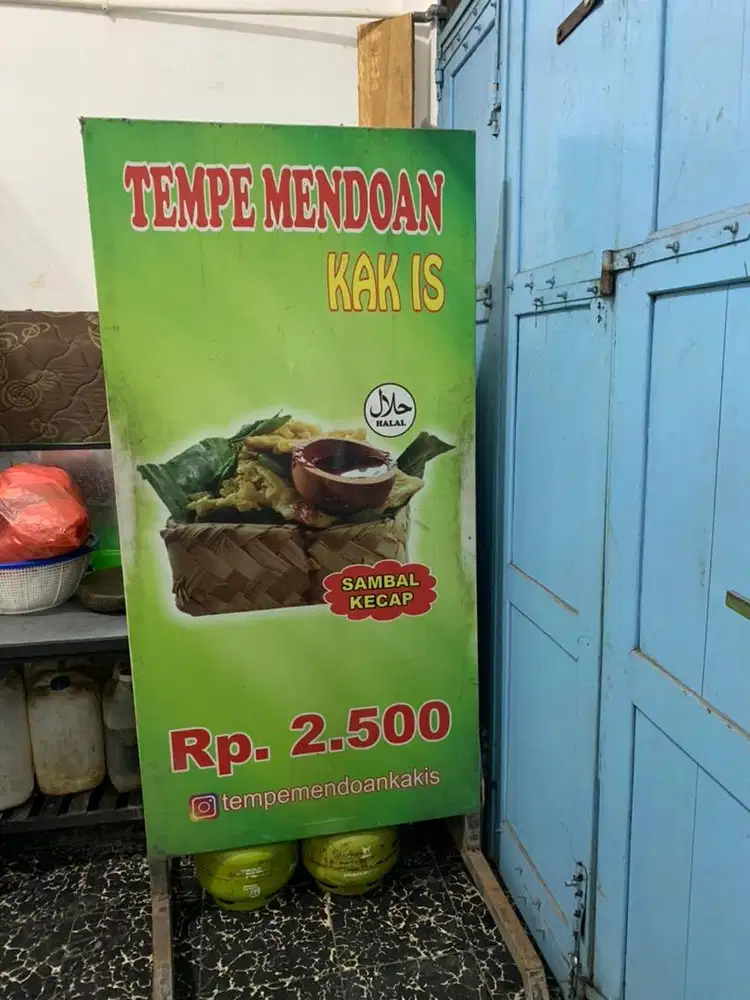 STANDING BANNER BESI