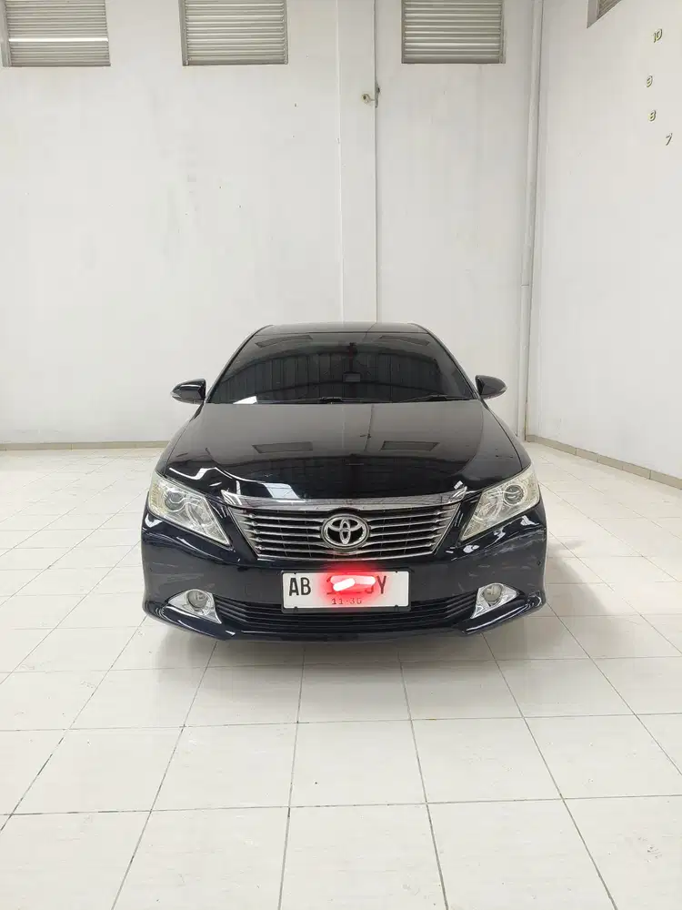 Toyota Camry 2.5V A/T 2014