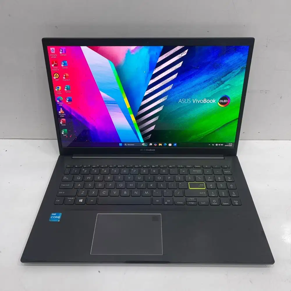 Asus Vivobook X513EA Core i3 gen 11 Oled