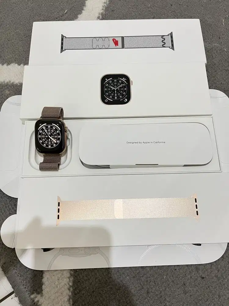 IBOX Apple Watch Series 11 Titanium Gold 42mm (GARANSI ON)