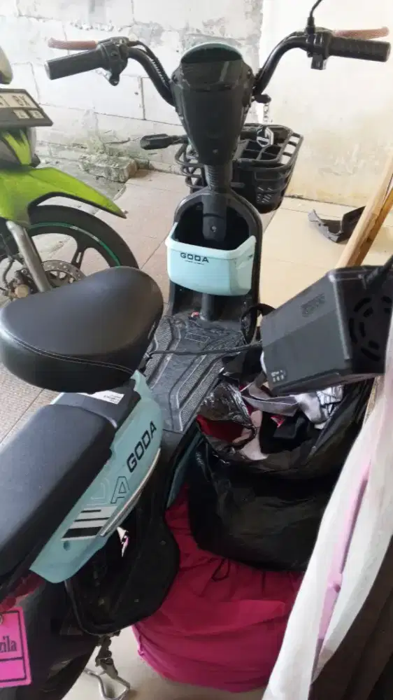 Sepeda listrik merek Goda