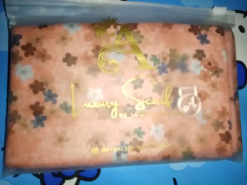 Kerudung merk luxury scarf