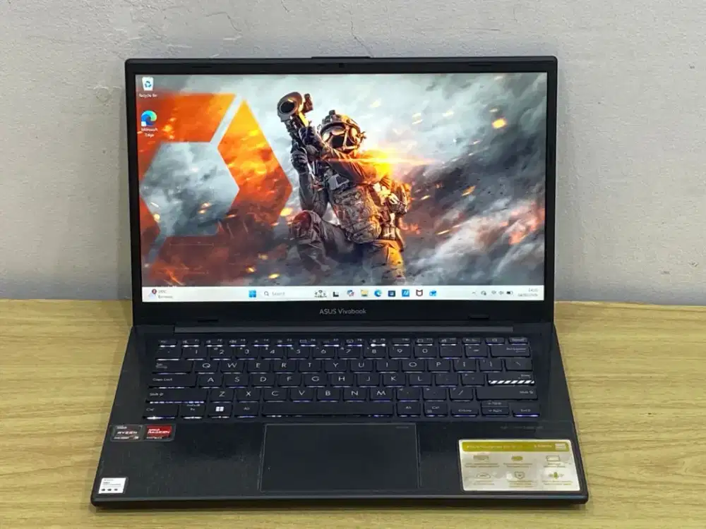 Laptop Asus Vivobook Go 14 E1404FA prosesor AMD Ryzen 3 7320U