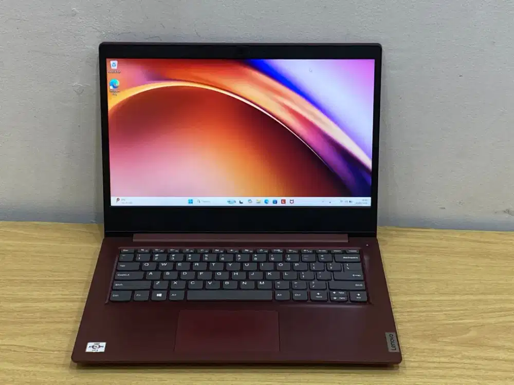 LENOVO ideaped Slim 3 /Processor AMD Athlon Gold 3150U