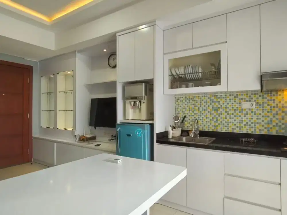 Disewakan 2BR Furnish Bagus di Apartemen Royal Mediterania Garden