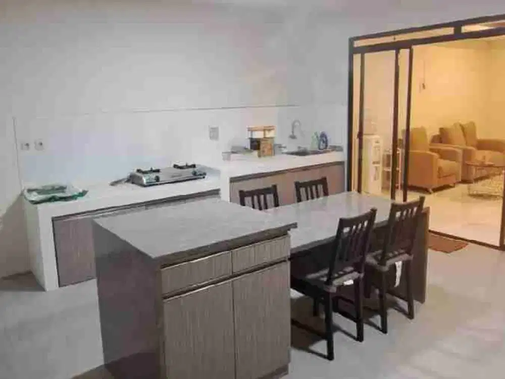 Rumah 2 lantai siap huni tarubhawana kbp dekat pusat kota baru parahyangan