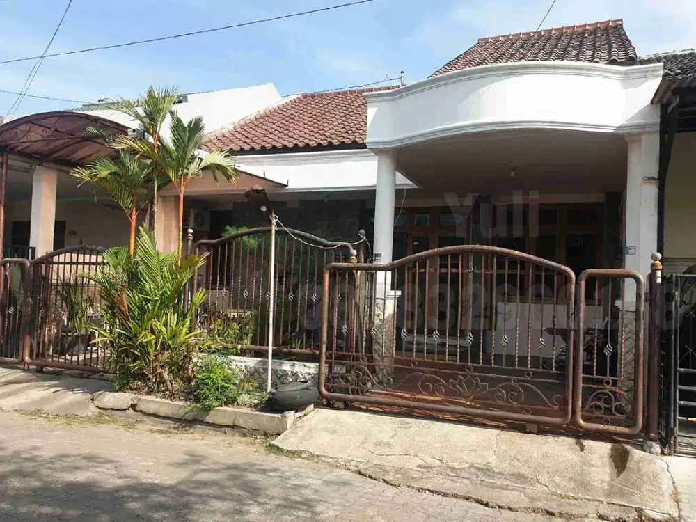 Dijual Cepat Murah Rumah Tingkat 1,5 Lantai Siap Pakai di Perumahan Puri Anjasmoro, Semarang