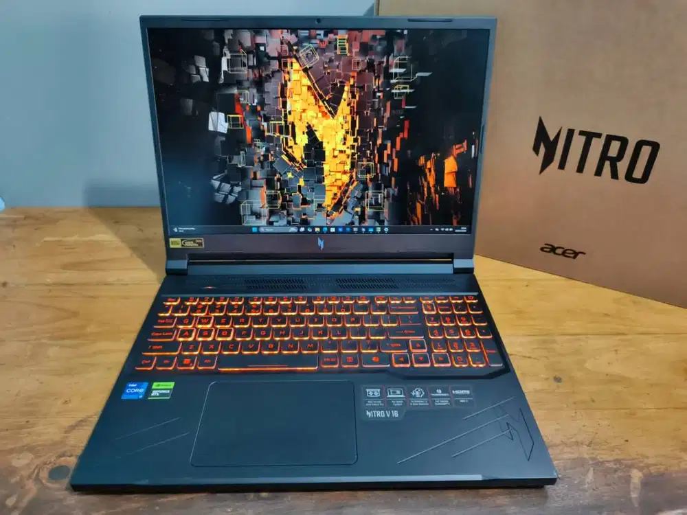 Nitro ANV16-71 i7-14650HX 16/512GB RTX 4060 8GB Garansi Mei 2028