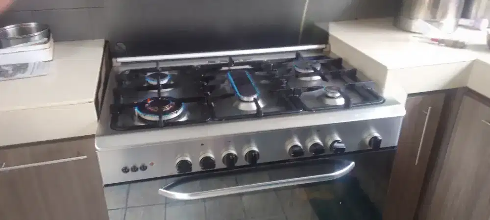 jasa SERVICE KOMPOR GAS