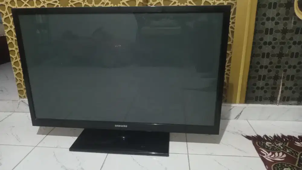 TV samsung LED 43 inc bekas mati