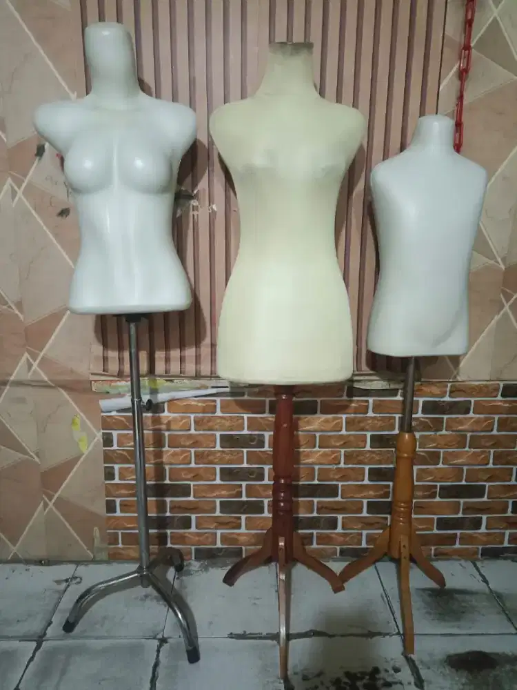 Borongan patung manekin wanita dan anak like new