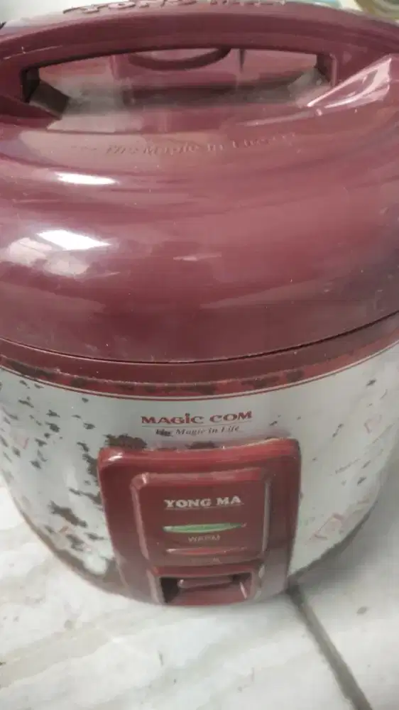 Magic Com Yongma 2 liter