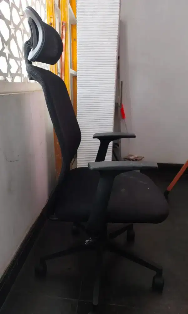 Kursi kantor informa