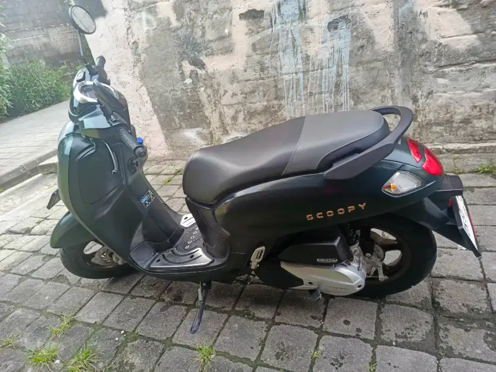 Scoopy hitam 2025 mulus