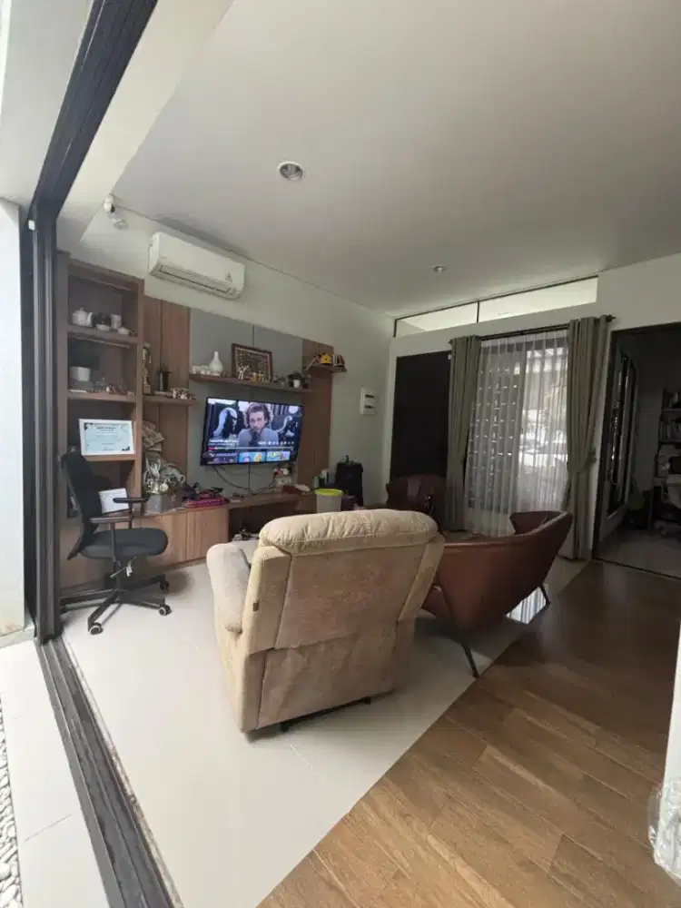 Dijual Rumah Full Furnished Flora Summarecon Bandung