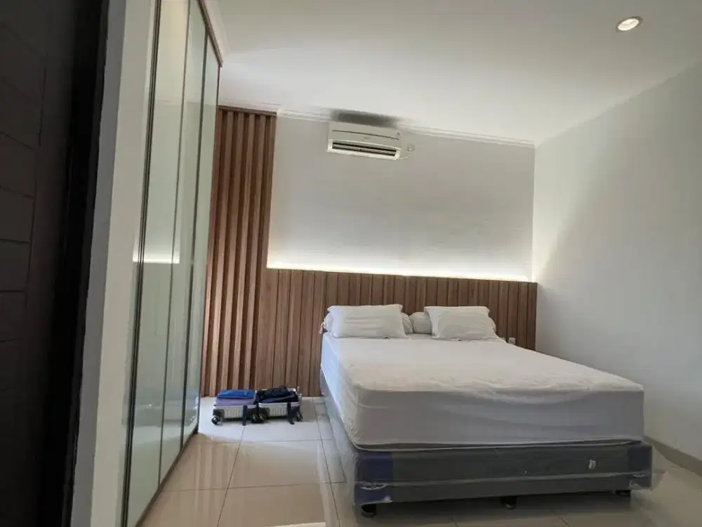 Dijual rumah siap huni 2 lantai di cluster adara  harapan indah bekasi