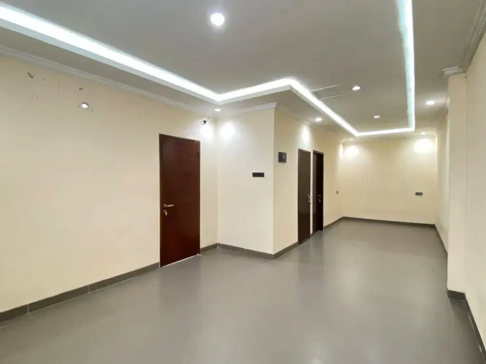 Disewakan Rumah 3 Lantai  di sunter 4Br Full Furnished Lokasi Strategis