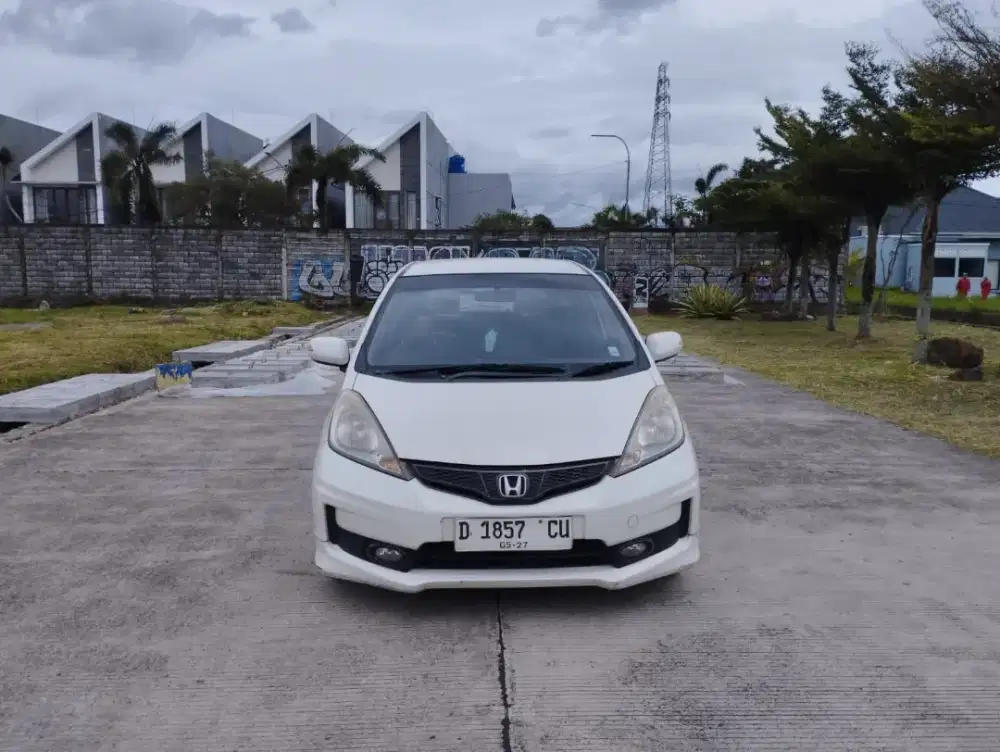 DP 15 jt.! Jazz RS manual 2012