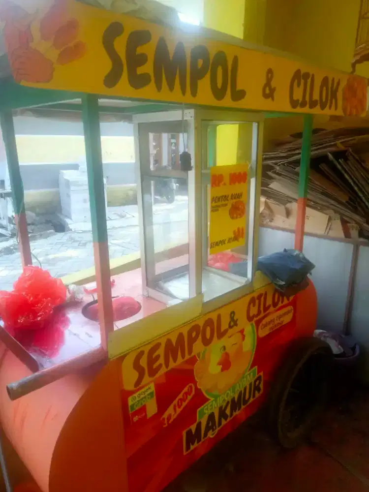 loker jaga stand Sempol syarat ktp ada yg mangkal dan ada yg keliling