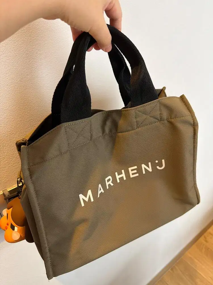 Tas marhen J original