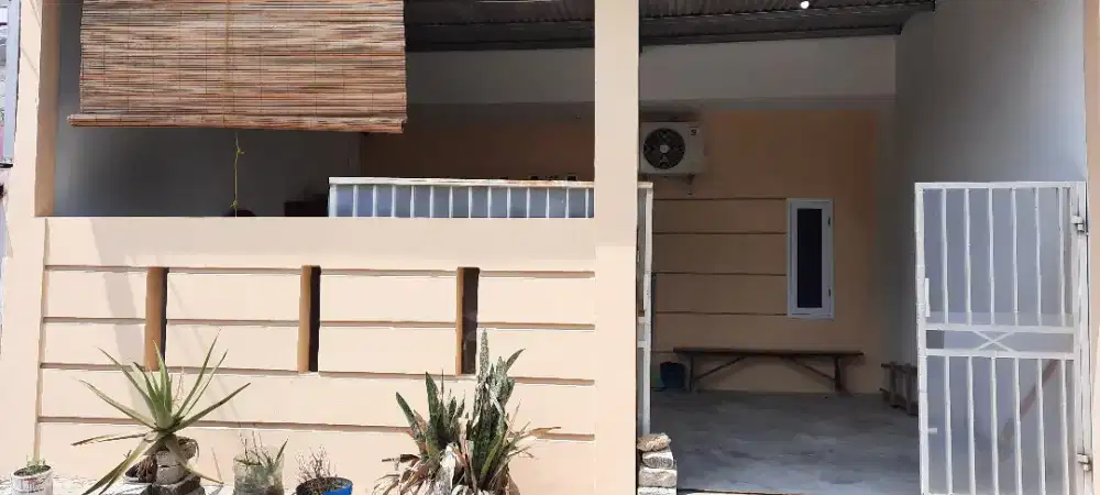 DISEWAKAN RUMAH DIBABELAN