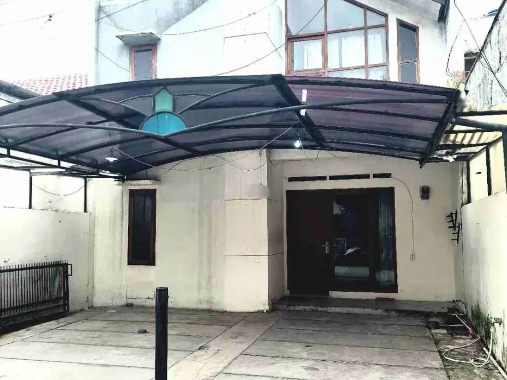 CLUSTER DEKAT GATEWAY APARTMENT, 2 LANTAI, NYAMAN, BERSIH, PERTAHUN