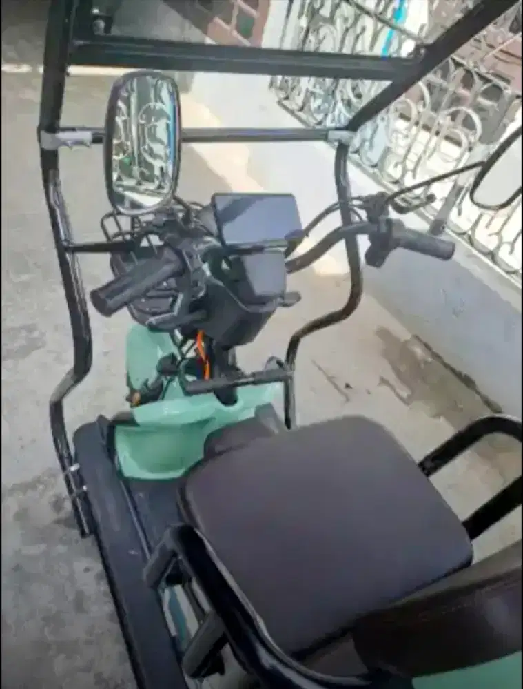 Sepeda listrik Saige roda 3 - sdh ada cover atap kepala -lengkap bagus