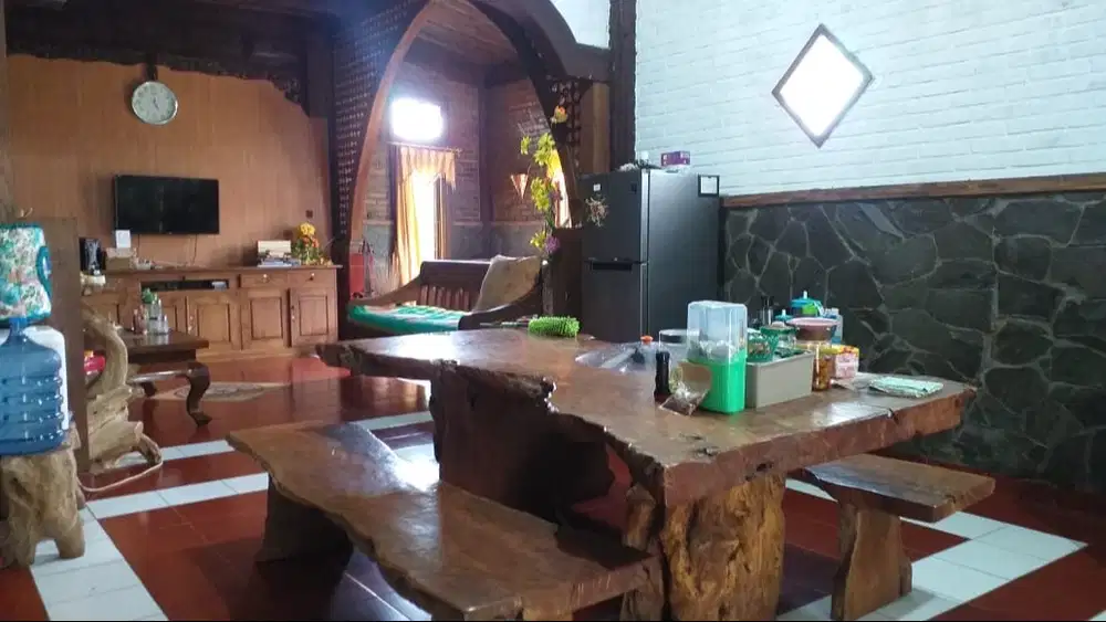 dijual rumah dan bangunan