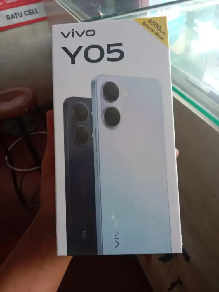 New vivo y05 4/64  garansi rsmi 1th