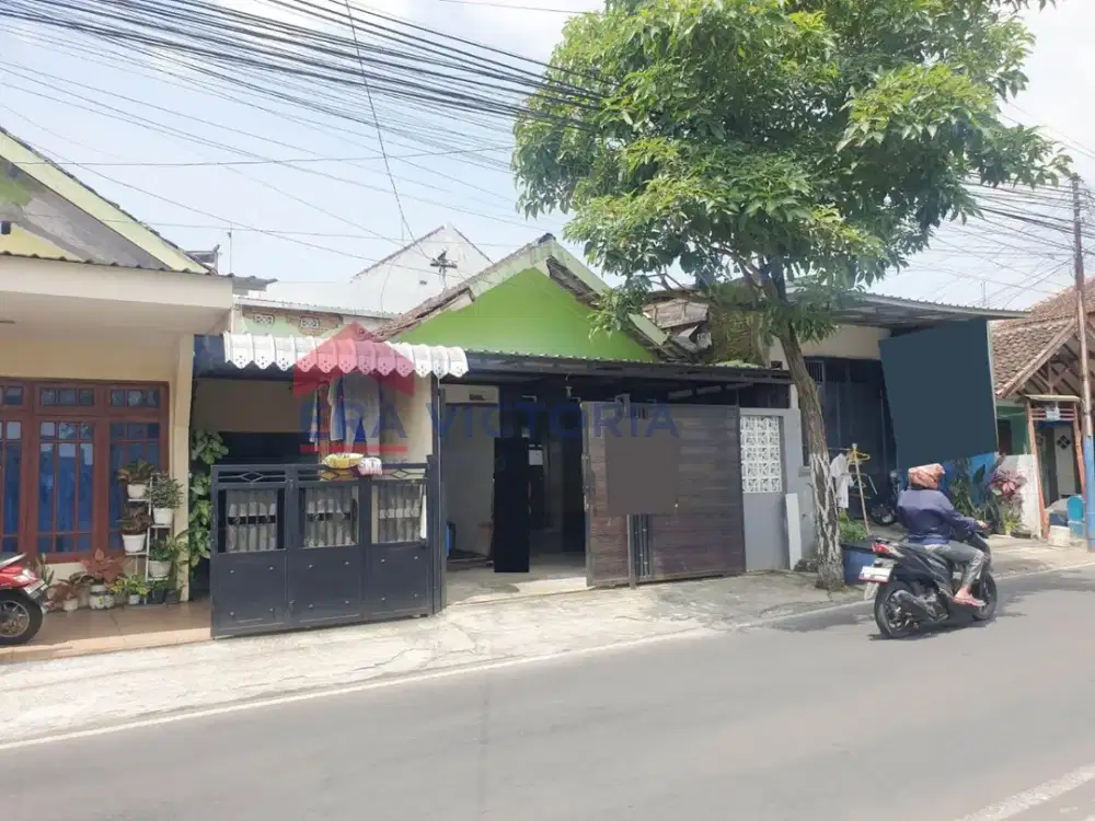 Rumah Lokasi Nol Jalan Raya 9 Menit ke RKZ Malang Cocok untuk Rumah Kos