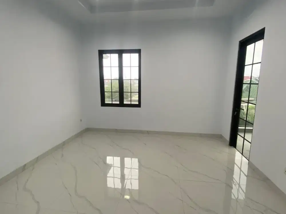 DIJUAL CEPAT RUMAH DI TAMAN SURYA 5