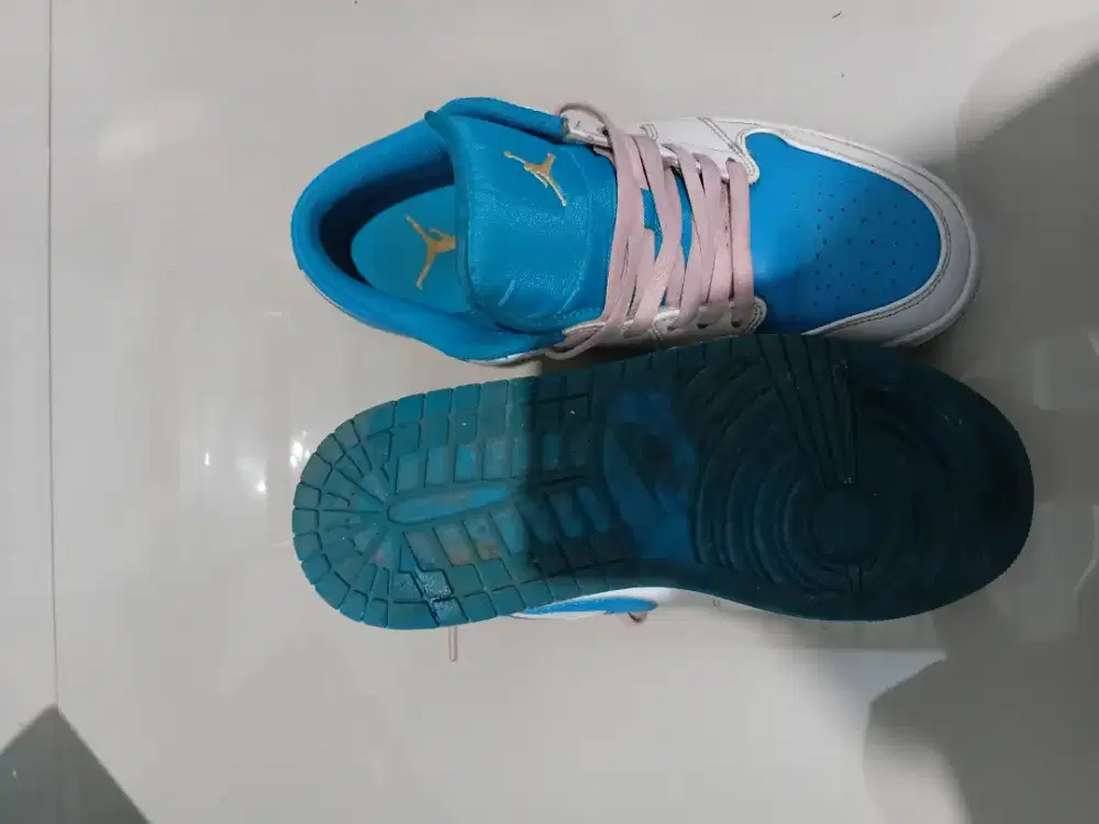 Air Jordan 1 Low 'Aquatone