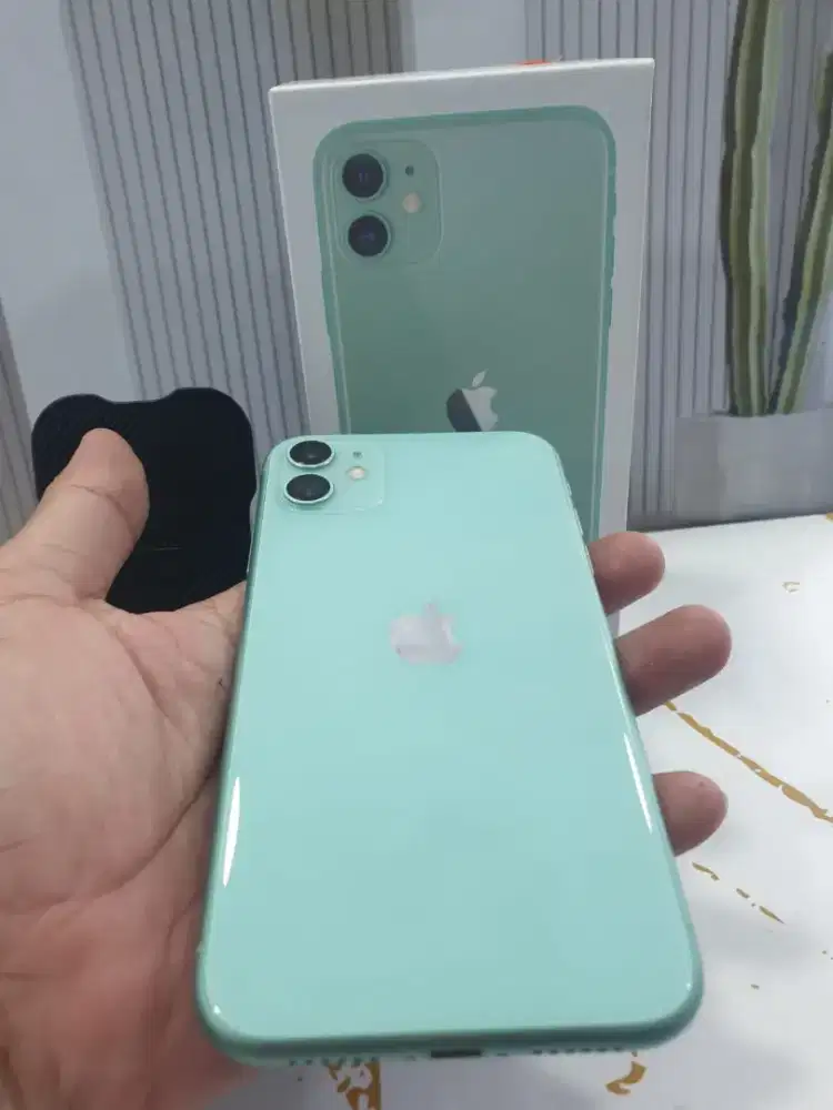 iPhone 11 64GB green inter all operator fullset mulus