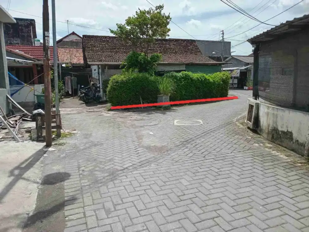 Di jual Tanah murah, Rumah tidak di hitung, cocok utk kost2an, homestay, atau hunian, strategis masih di dalam Ring Roads, dekat UGM, UNY, RS SARDJITO, PAKUWON MALL, UNIV SANATA DHARMA PUSAT,
