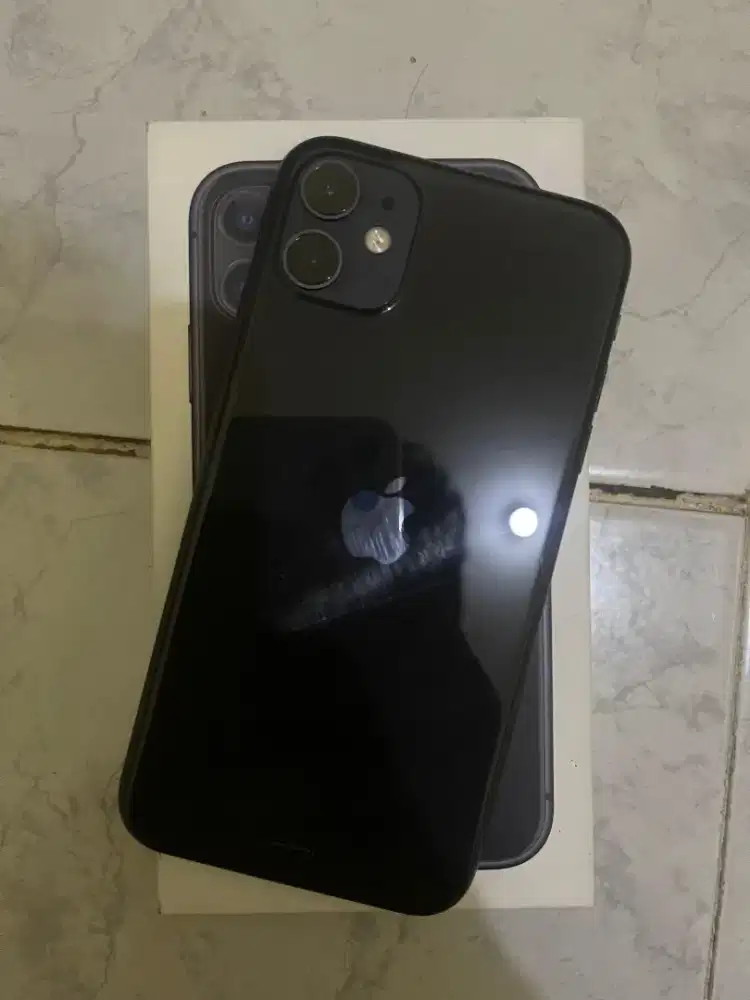 iPhone 11 64gb ibox