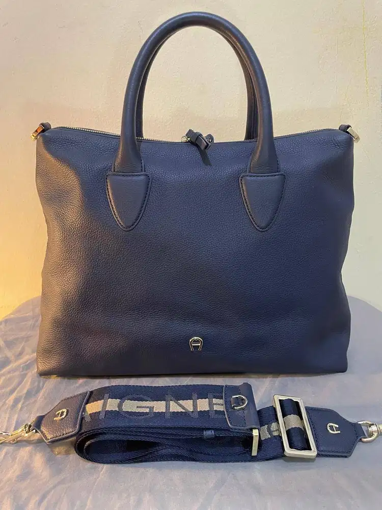 Aigner Zita Handbag M