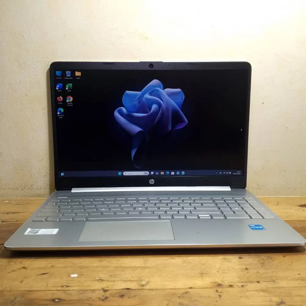 HP 15s core i3 gen 11 Ram 4 GB SSD 512 GB FHD Backlight Keyboard