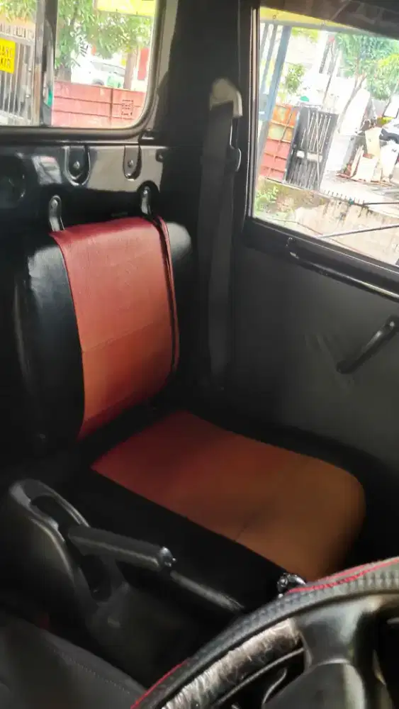 Dicari beberapa tenaga cleaning service rumah dan  toko