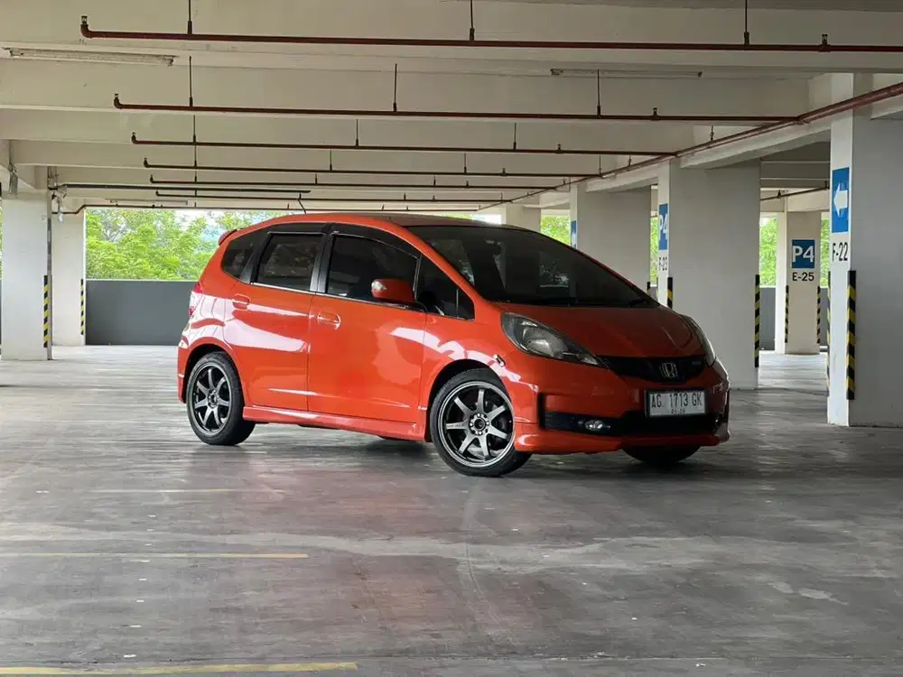 dijual BU jazz rs matic 2013