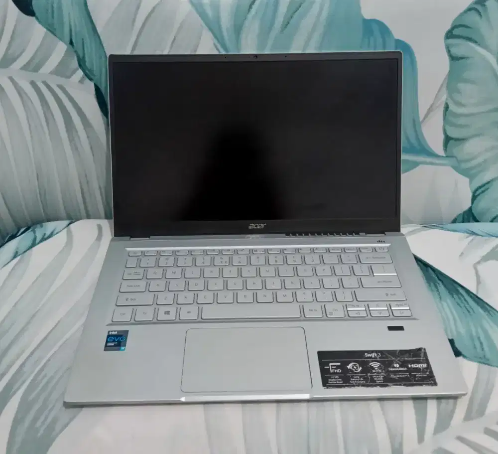 Acer swift3 Intel core i7 gen11 1165G7 2.80ghz/ 16gb/ 512gb/ iris Xe