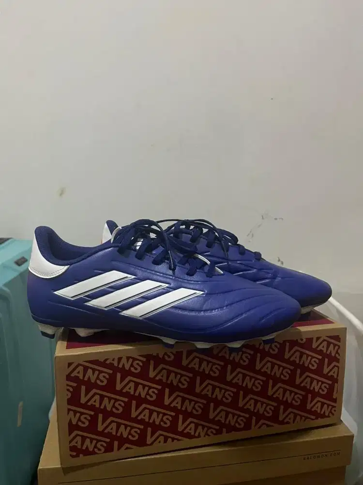 Sepatu bola baru sekali pakai ADIDAS COPA PURE 2.4