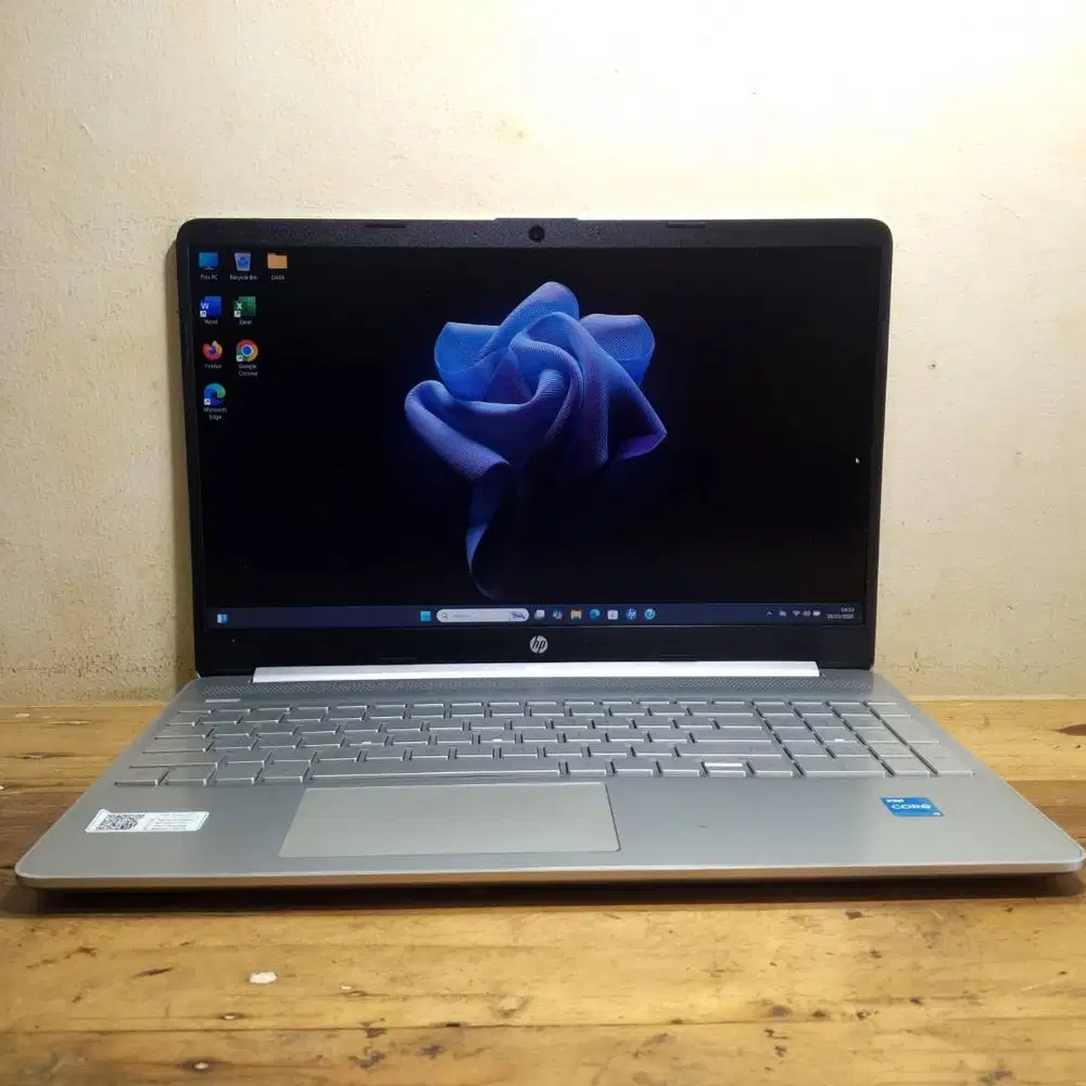 HP 15s core i3 gen 11 Ram 4 GB SSD 512 GB FHD Backlight Keyboard