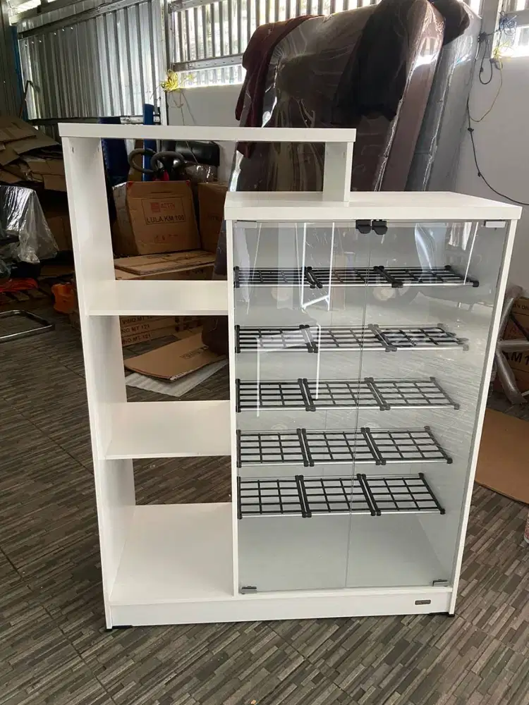 PROMO RAK SEPATU HELM PUTIH MINIMALIS SALE TERLARIS TERMURAH