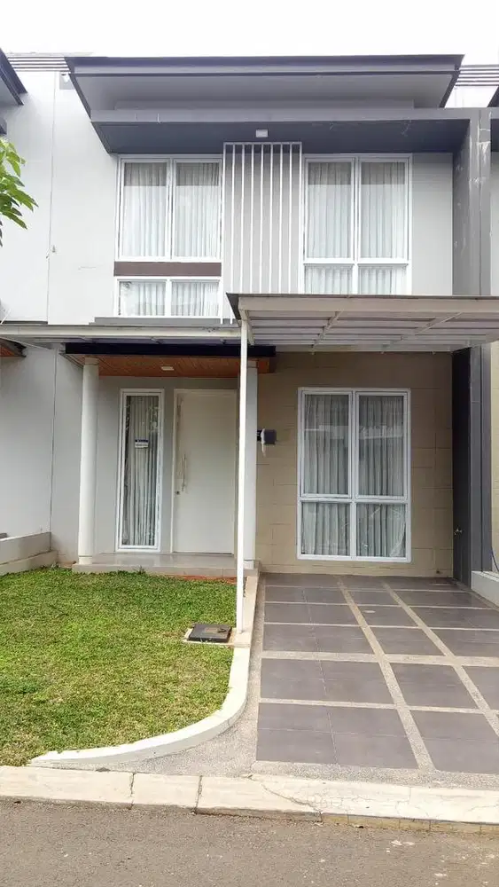 Di jual rumah 2 lantai semi furnish di CBD Citra Gran Cibubur